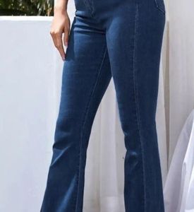Flare Jeans - Dark Wash