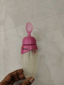 Baby Silicone Squeeze Feeder