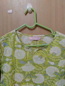 Floral Print Top with pants