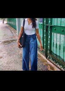 Ribbed White Top 🤞