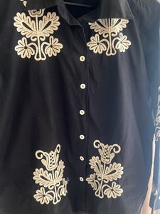 Black Shirt With Embroidery