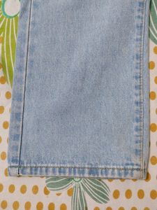 Straight Jeans