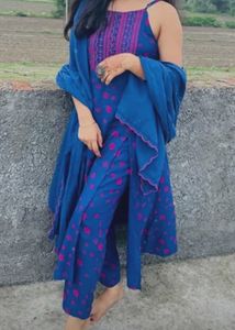 Elegant Blue Printed Kurta Set (item 41)