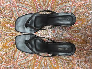 VISHUDH BLACK HEELS (EU 39)