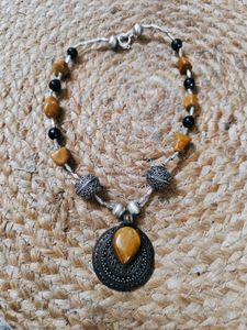 Vintage Tiger Eye And Black Onyx Necklace