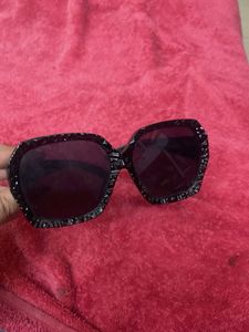 Chic Edgy Black Sunglasses Unisex