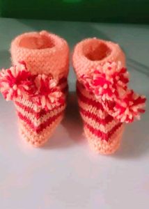 Adorable Knitted Baby Booties