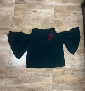 Tokyo Talkies Green Cold Shoulder Tunic