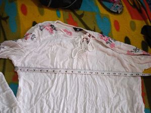 Embroided white Tunic baloon Top