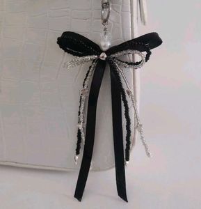 Long Bow Bag Charm 🫶🏻
