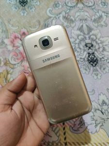 Samsung J2 16 sAmoled Screen