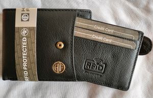 Brand New Pure Leather Black Men&#39;s Purse