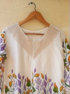 Floral Print Kurta Tunic with Neck work  (Women)