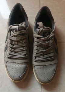 Hummel sneakers