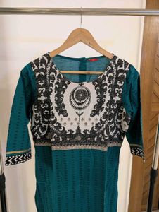 Teal Kurta with Ornate Baroque Print