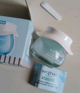 Dot & Key Moisturizer