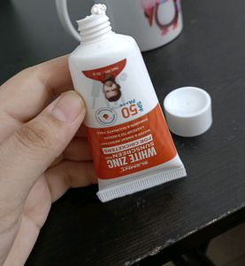 Sunscreen Men-small White Zinc