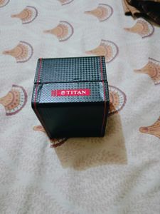 New Titan Watch Box
