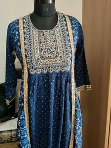 Elegant Blue Kurta Set