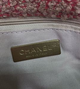 OG Channel Wallet on chain chanel 19 tweed crossbo