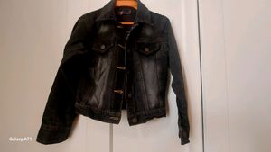 Solid Cropped Denim Women Jacket