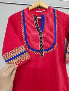 Avaasa Red &amp; Blue ethnic kurti size S