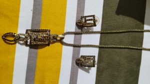 Mat finish Jewellery Set And 3 Pendent Se