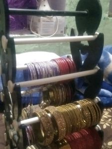 Bangles Stand