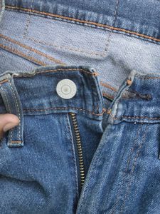 100% Authentic Vintage Levi&#39;s Jean Measure W28 L32