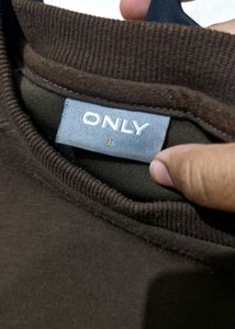 ONLYRound-Neck Sweatshirt with Ribbed Hems