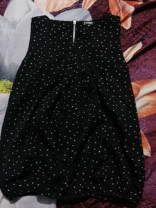 Mixed Patterned Tops Bundle - Size M