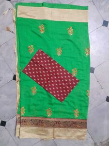 Green &amp; Maroon Sari with Blouse Piece