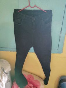 Black Skinny Jeans