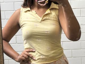 Pastel Yellow Daisy Print Top