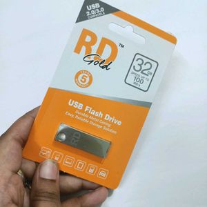 32 gb brand new pen drive