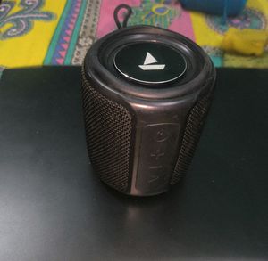 BoAt Stone 350 Wireless Speaker 10 Watt Working Pe