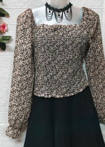 SizeM/L🎁Buy 2 Get 1 Free 🎁Floral Long Sleeve Top
