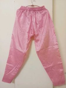 Elegant Pink Embroidered Kurta💝