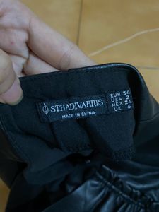 Black Faux Leather Mini Skirt (Stradivarius)