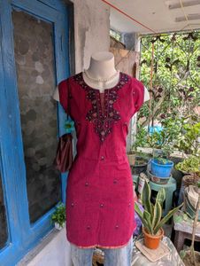 Pure Cotton Embroidered Kurta