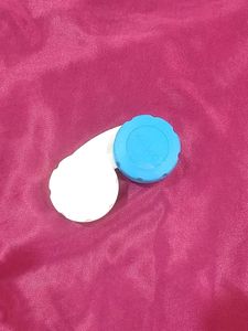 Contact Lenses Case 1