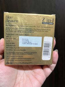 Blue Heaven 2-in-1 Compact Powder
