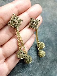 Golden Jhumka Earrings