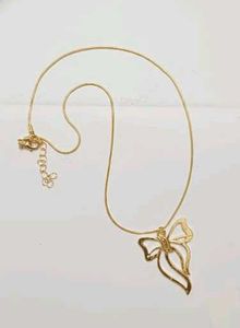 Gold Bow Pendant Necklace