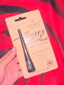 Hilary Rhoda Matte Eyeliner