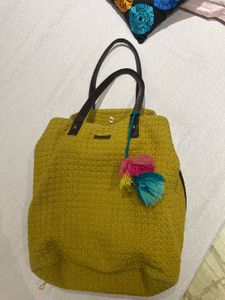 your Every Day Stylish Mustard Tote Bag
