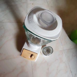 MIXER JAR SET BOUGHT FROM QATAR
