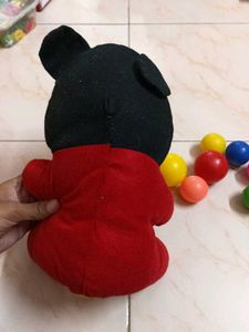 Mickey Mouse toy with 8 balls