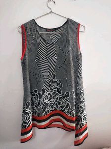 Printed Tunic Top