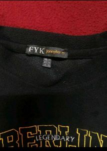 Berlin Crop Top